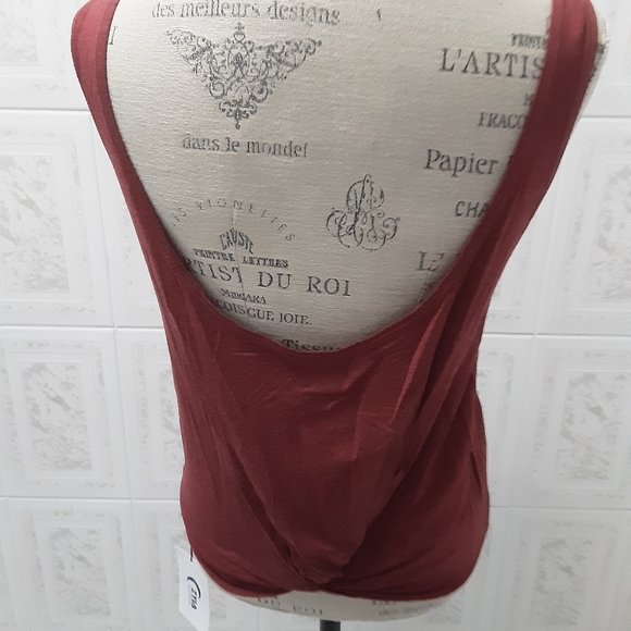Zyia Active Maroon Swirl Tank - Picture 4 of 6